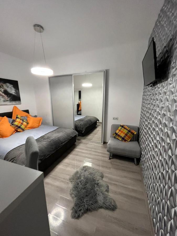 Central Studio Брашов Екстериор снимка